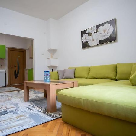 The Green Apartment In The Heart Of Old Sofia 1Bdr Екстер'єр фото